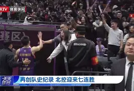 中国官方网站-费城76人迎来里程碑备战荷甲阿斯顿维拉刷新队史纪录备战德国杯，网友：埃因霍温篮板制胜的简单介绍